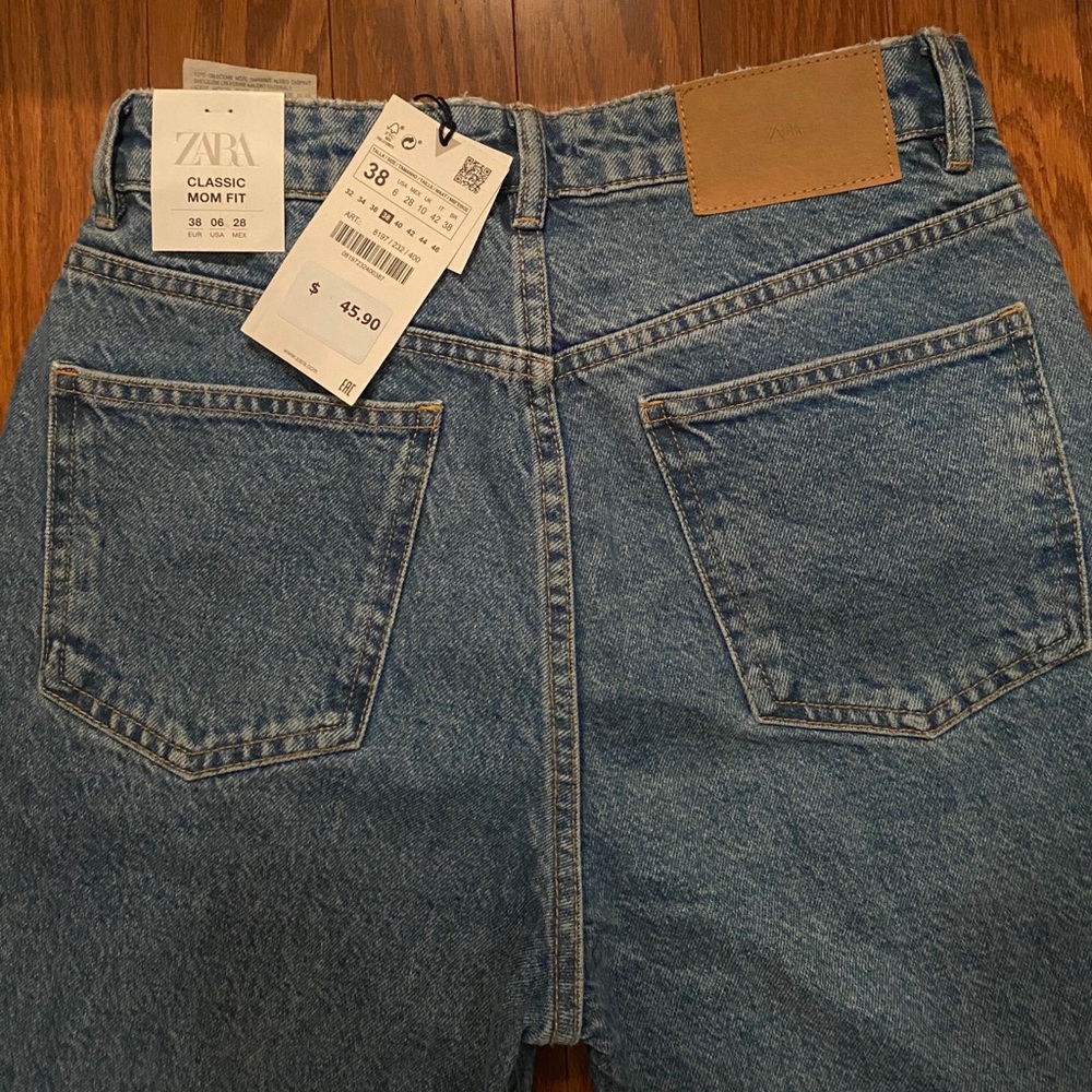 Zara Jeans